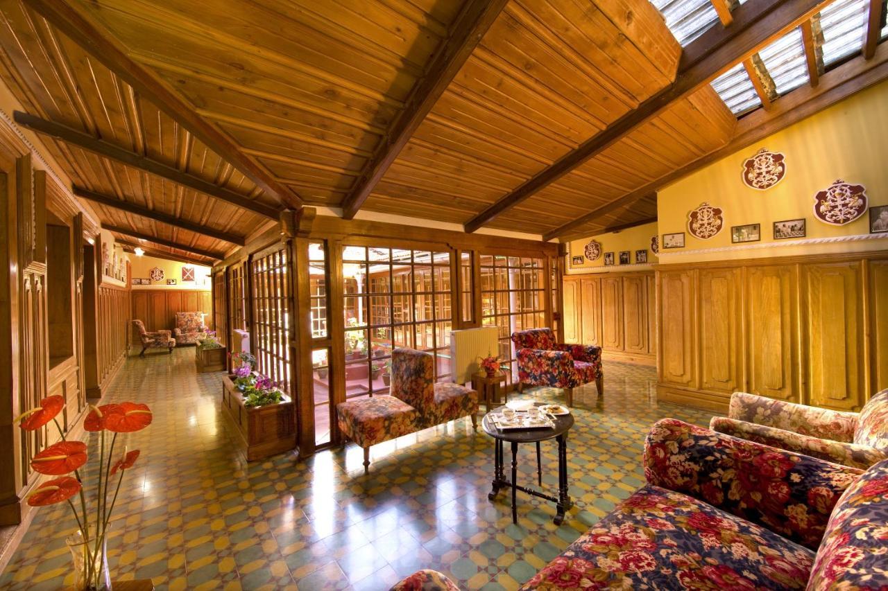 Welcomheritage Fernhills Royal Palace Ooty Exterior foto