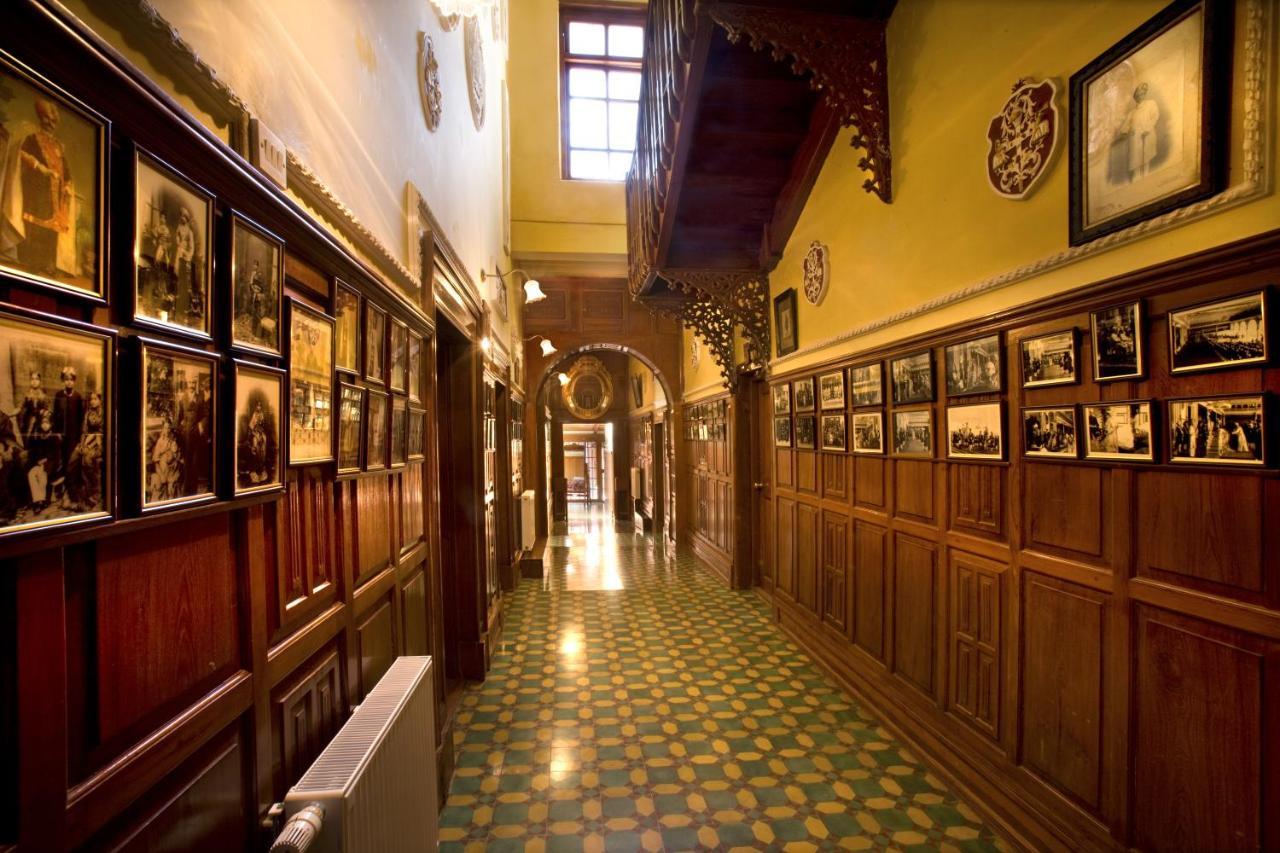 Welcomheritage Fernhills Royal Palace Ooty Exterior foto